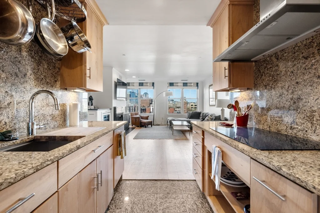 75 Clarendon, Back Bay