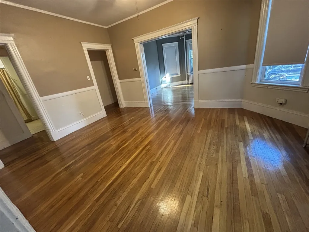 8 Usher Rd, West Medford