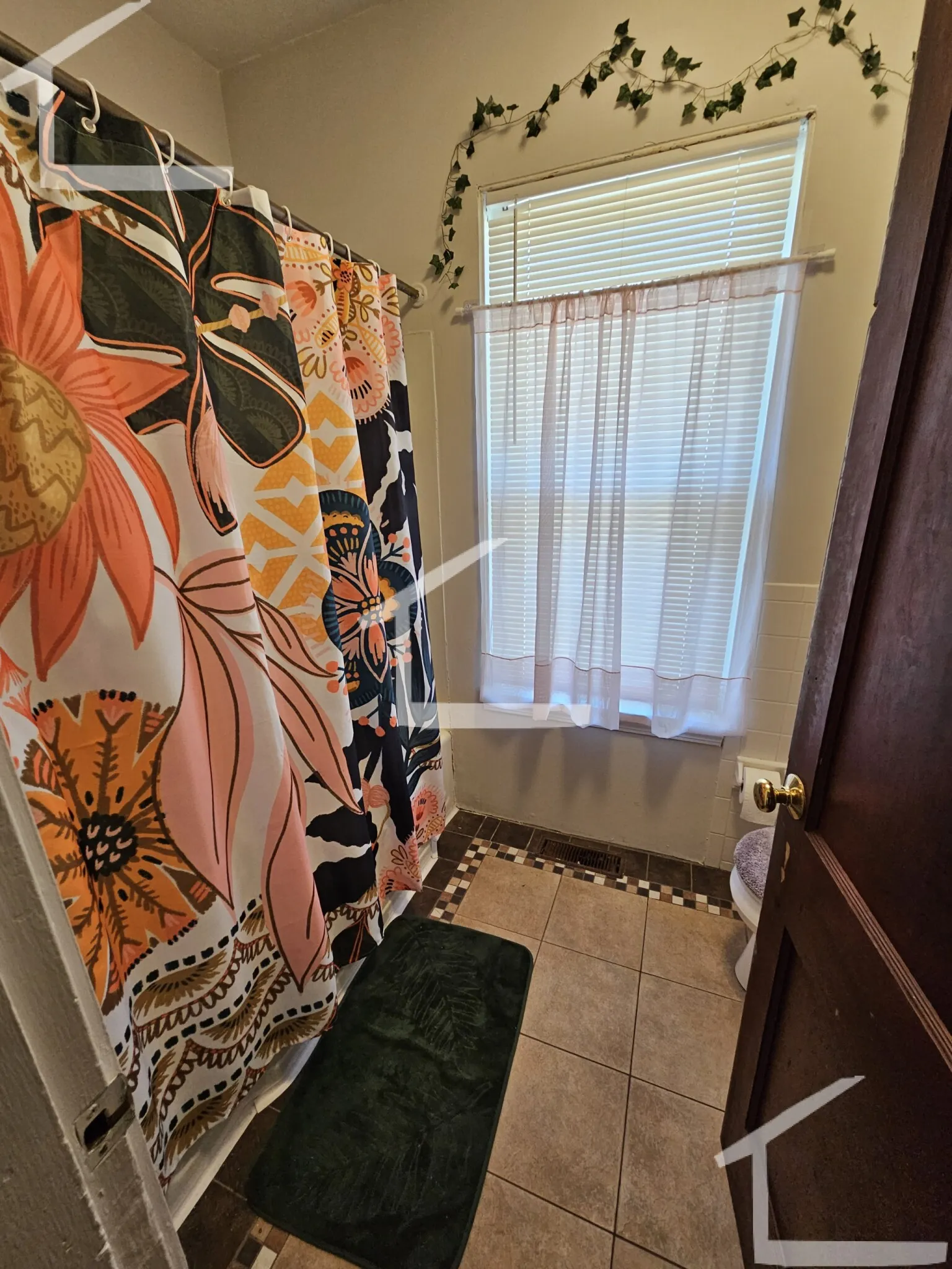 72 Ashford St, Allston