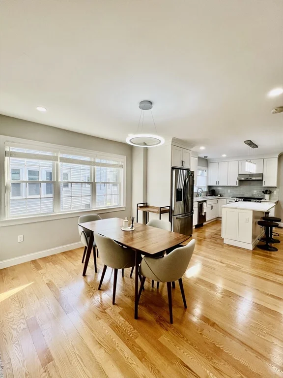 28 Metcalf, Medford