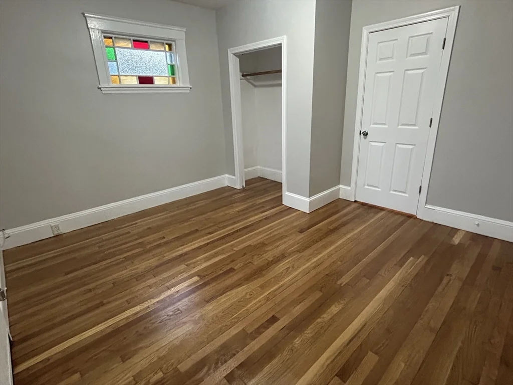 21-21a Carney St, Medford