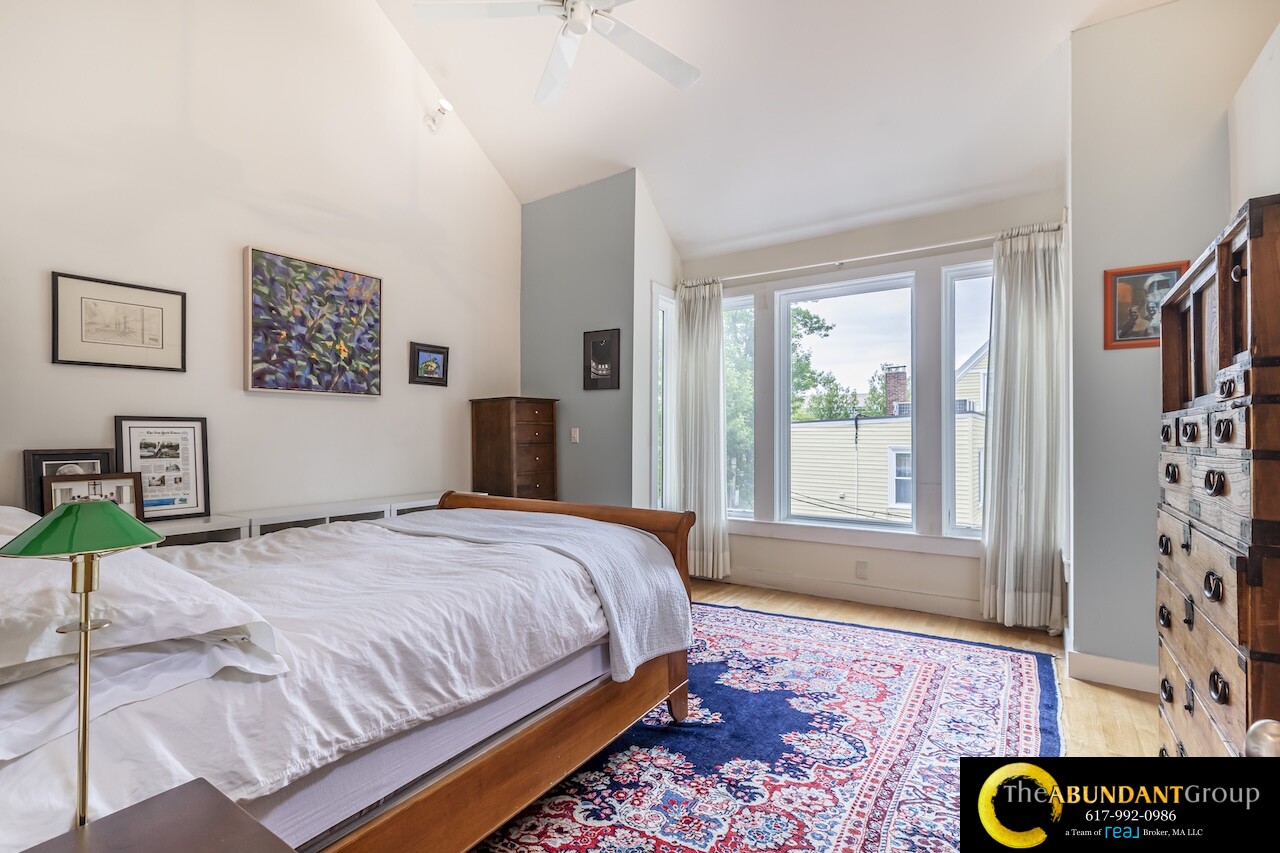 54 Trowbridge St, Mid-Cambridge