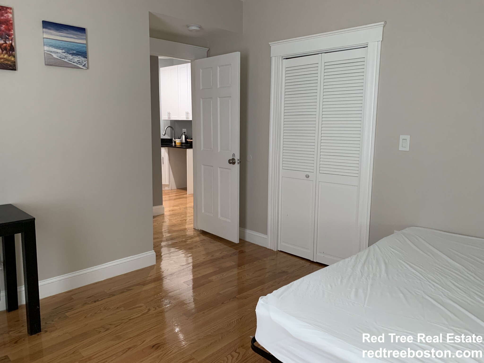 5 bed, 1 bath apartment for rent at 146 Hillside St Unit 1, Mission Hill — photo 7 of 28