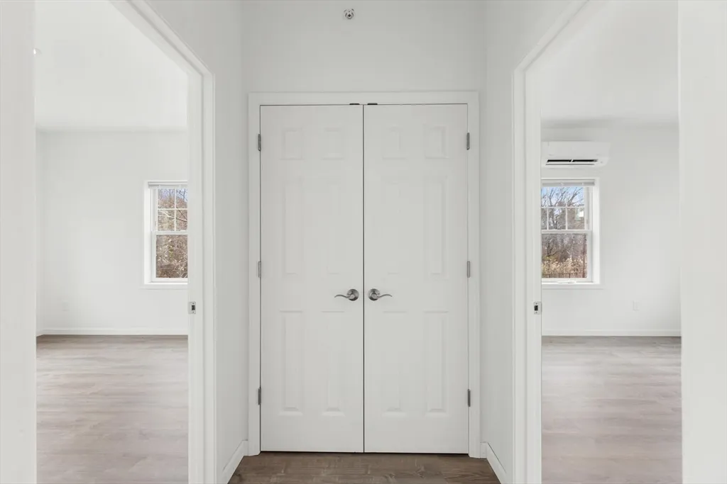 50 R Maplewood Ave, Gloucester