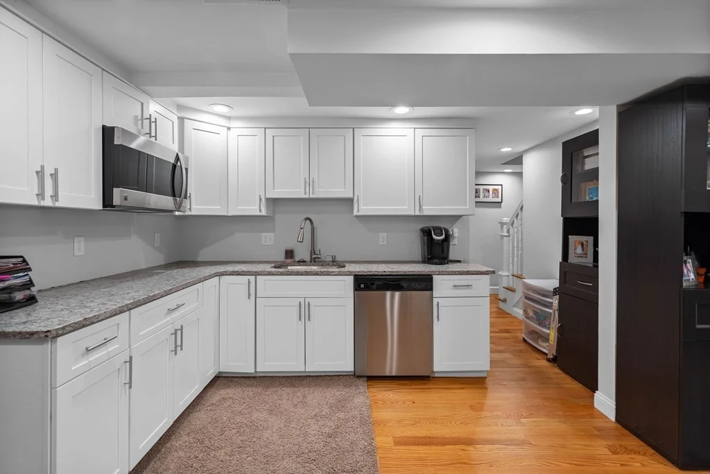 64 Waltham St, Watertown