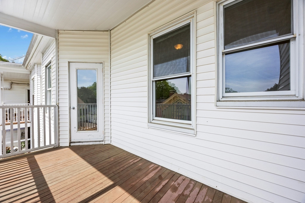 28 Stanton Rd, Brookline