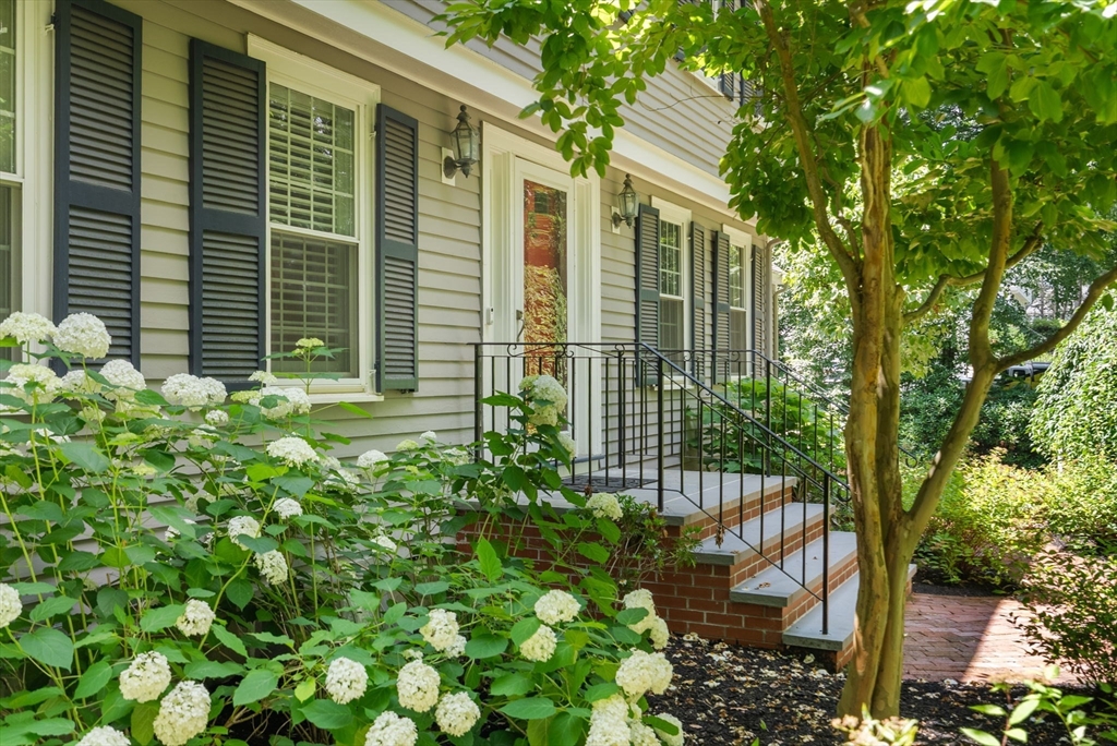 26 Cedar Hill Rd, Dover