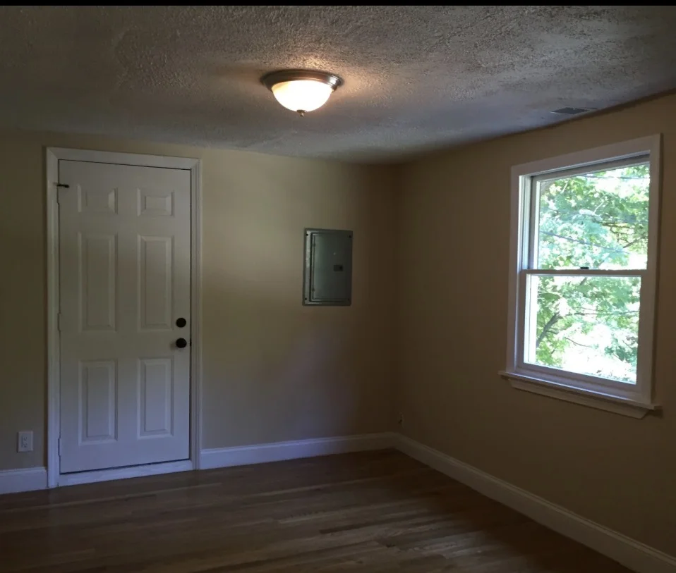 31 Pine St, Dedham