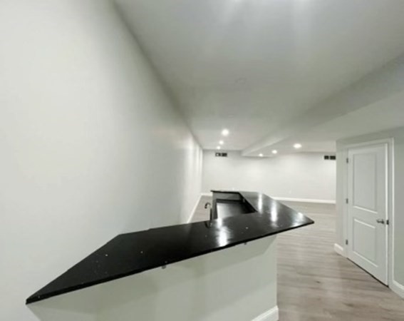 21 Arbor Ct, East Walpole