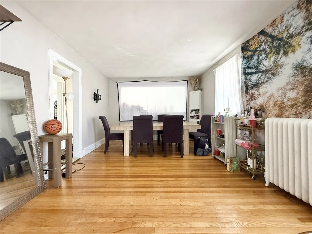 128 Lawrence St, Glenwood