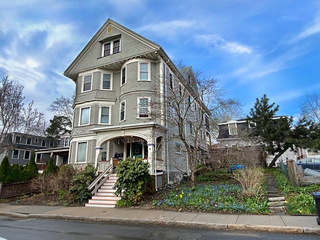 70 Perry St, Brookline