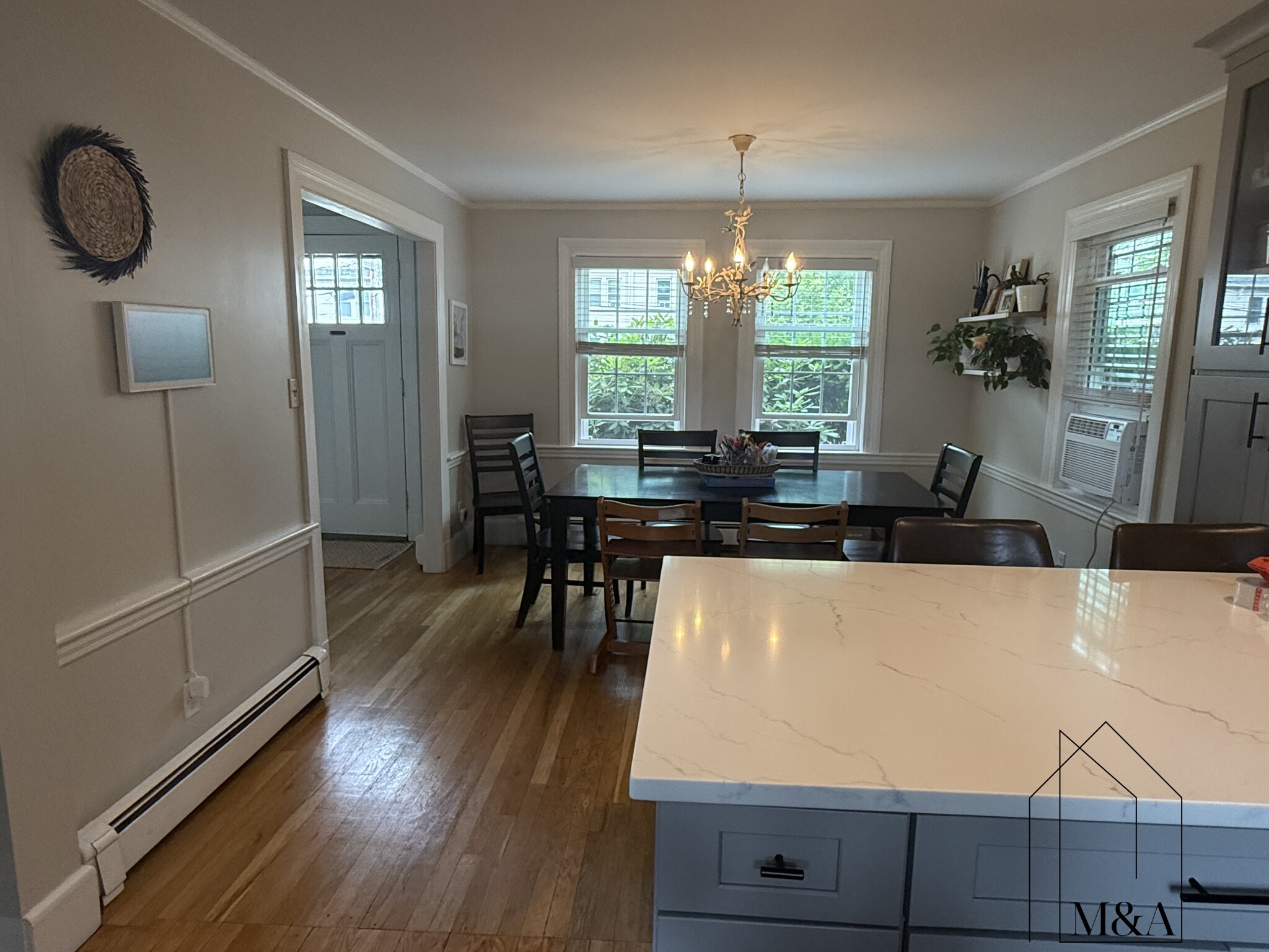 47 Maplewood Ave, Thompsonville