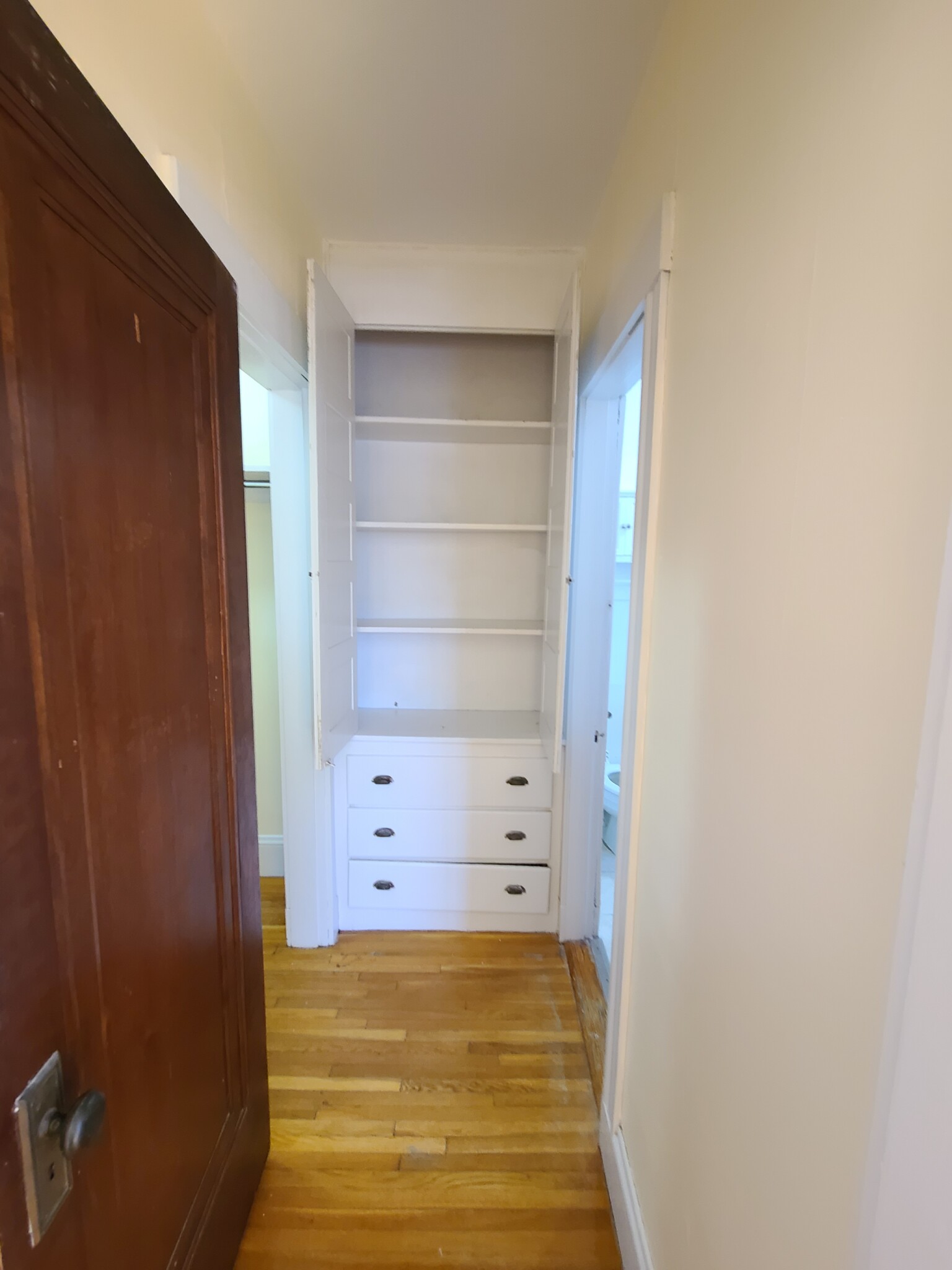 100 Madison Ave, Newtonville