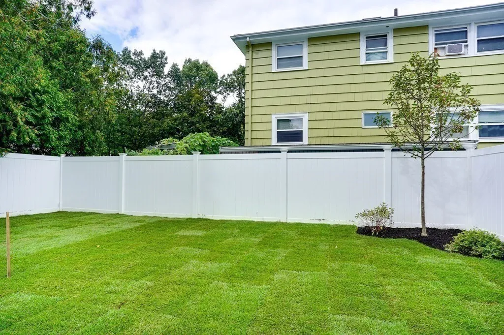 24 Grant Ave, Belmont