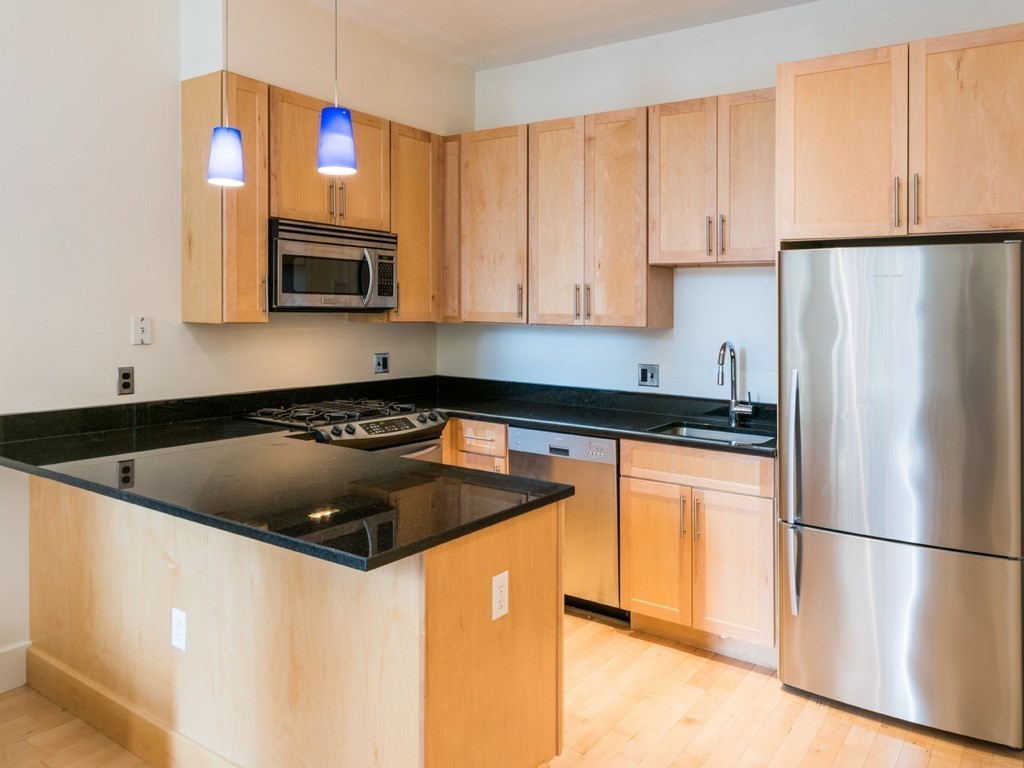 181 Essex, Leather District