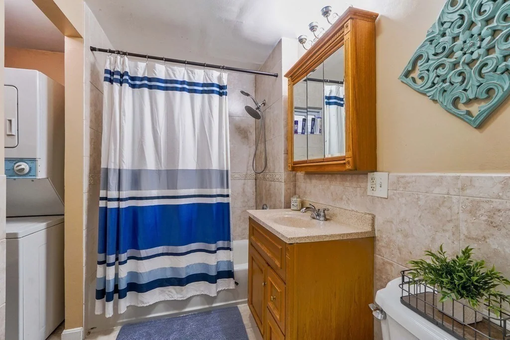 7 Treadway Rd, Dorchester