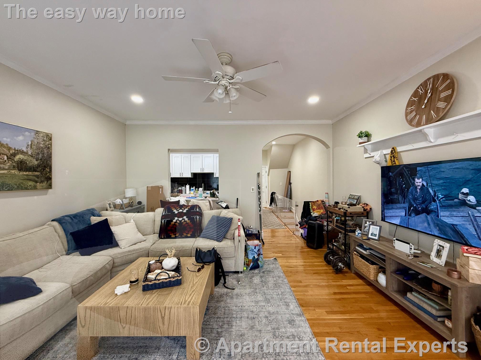 241 West 5th St, Addison-Orange