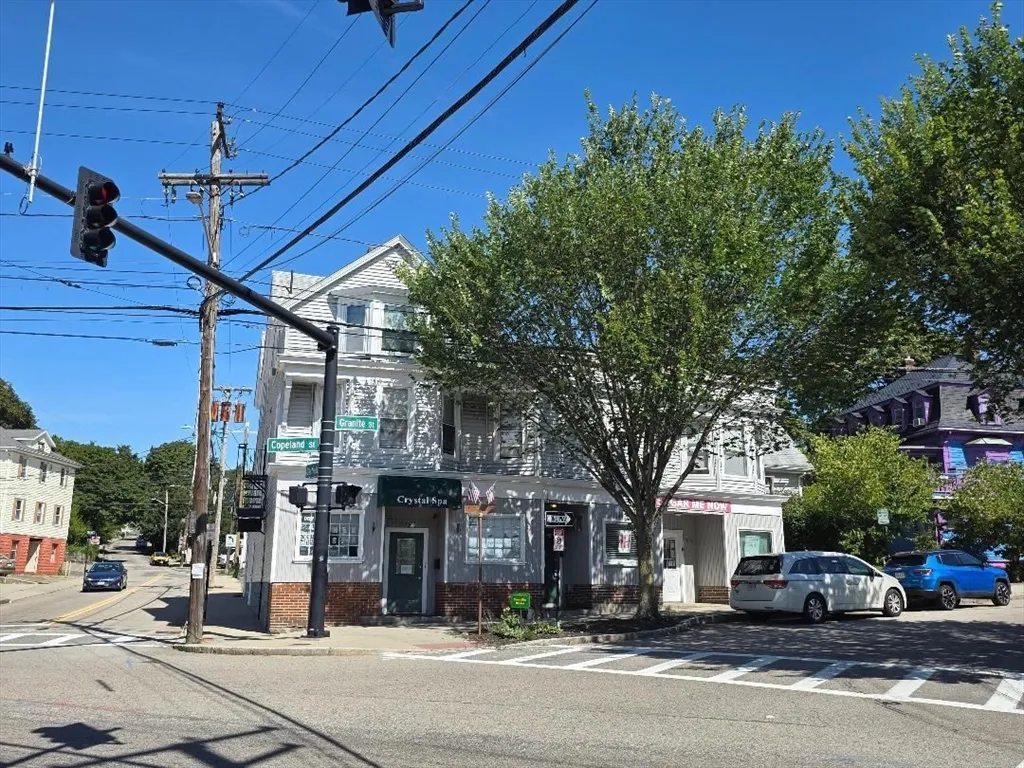 373 Granite St, Quincy