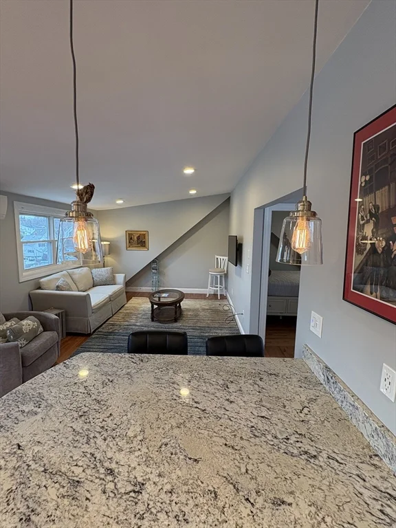 97 Washington St, Gloucester