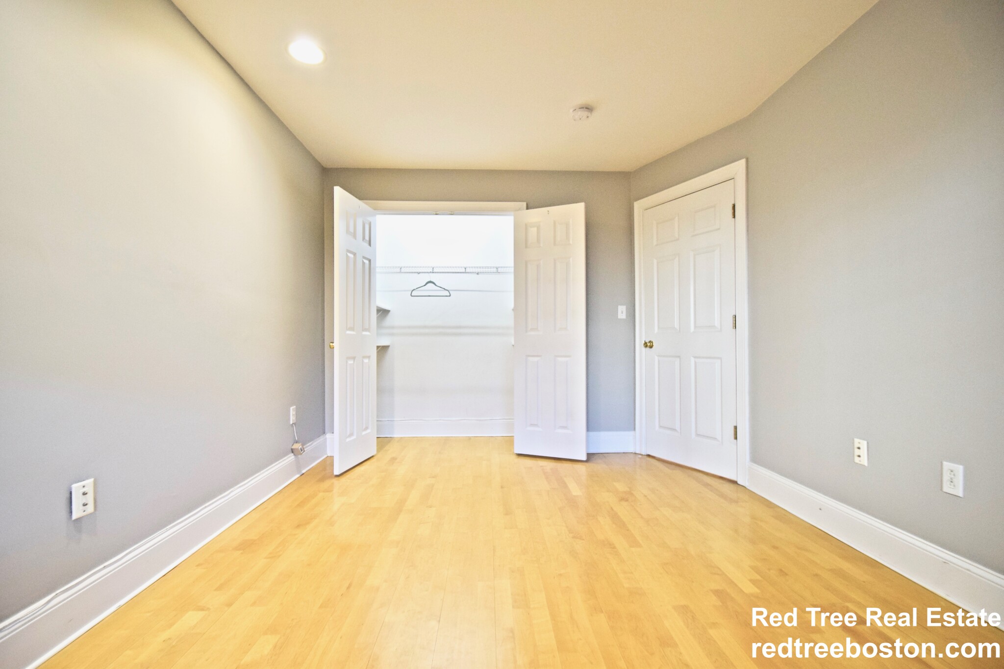 1306 Columbia Rd, South Boston