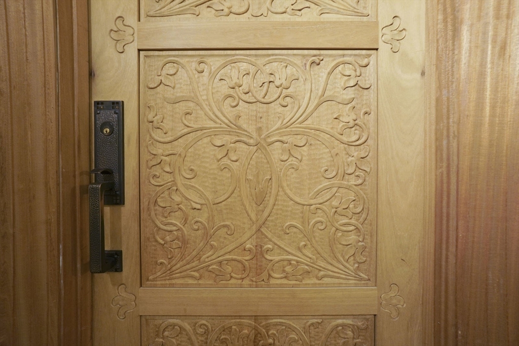 96 South St, Leather District