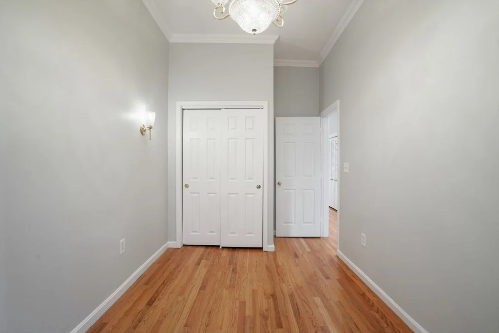617 Massachusetts Ave, Roxbury