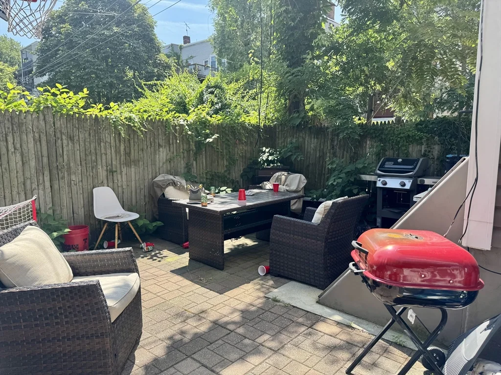 44 L St, South Boston