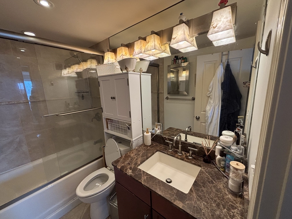 8-12 Museum Way, Lechmere Point