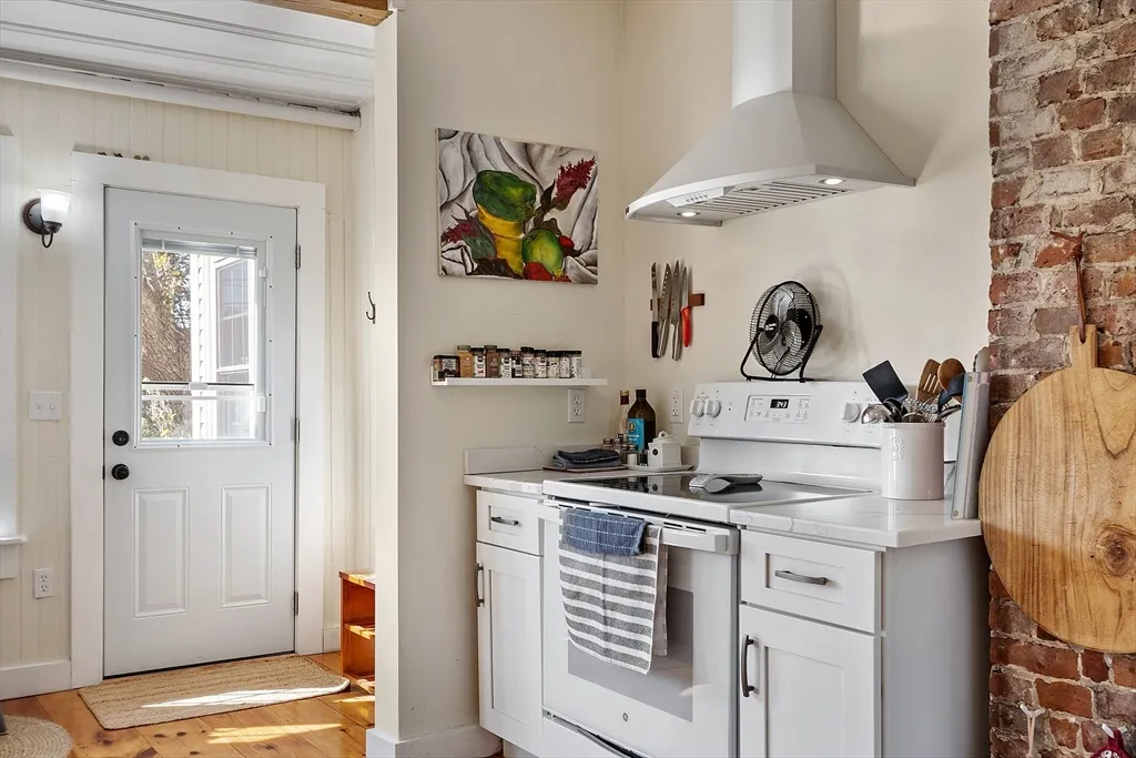 1101 Washington St, Lanesville