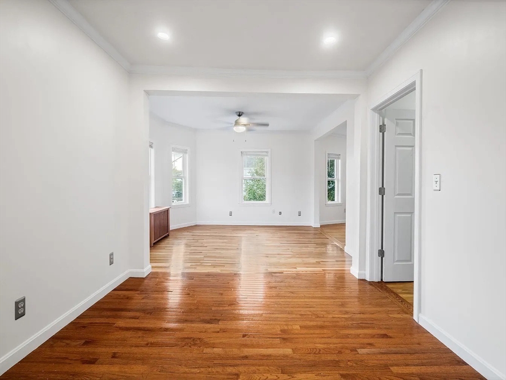 28 Hancock St, Medford