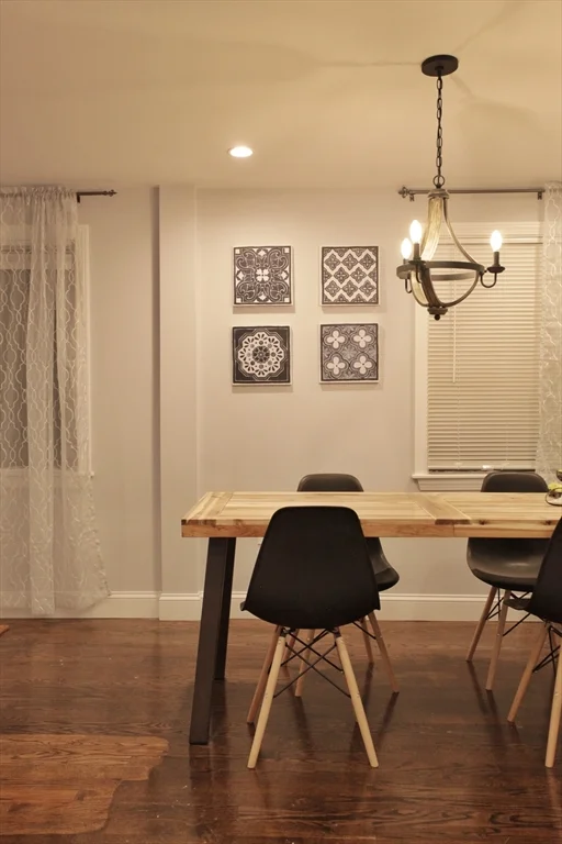 291 Main St, Everett