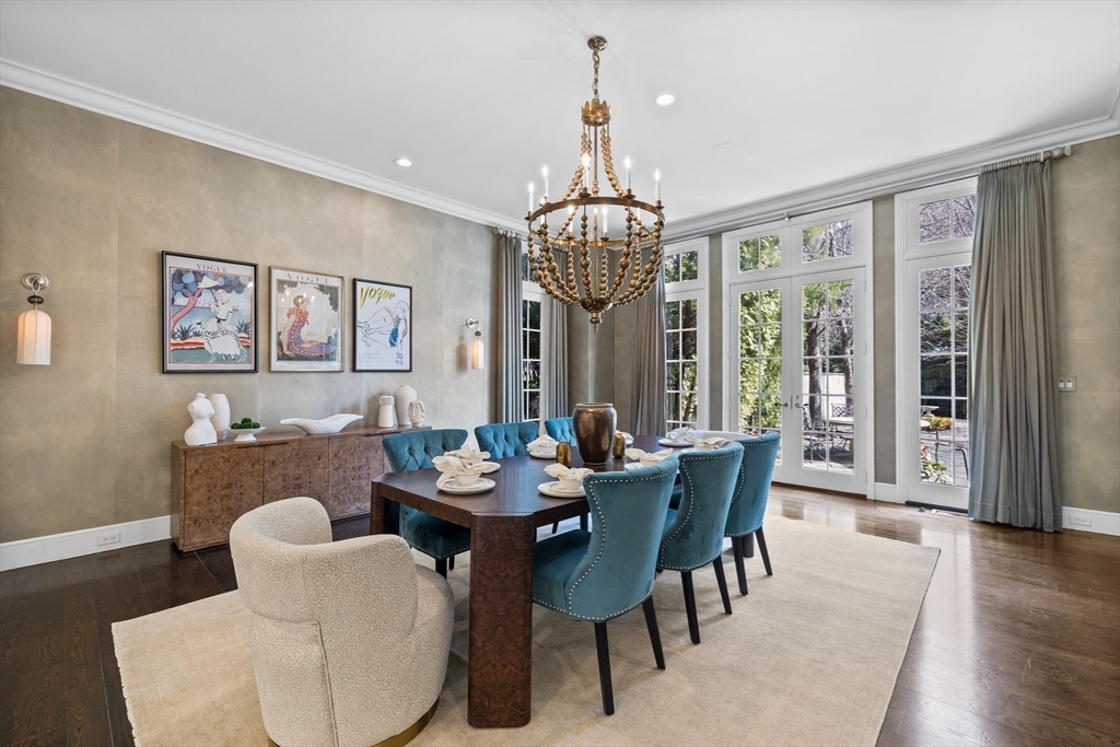 120 Cabot St, Chestnut Hill