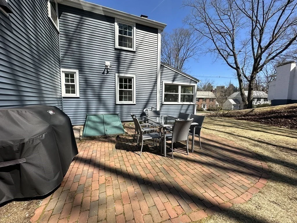 99 Westchester Rd, Newton Corner