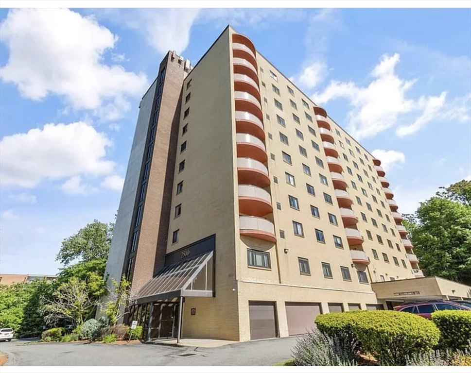 2500 Mystic Valley Pkwy, Medford