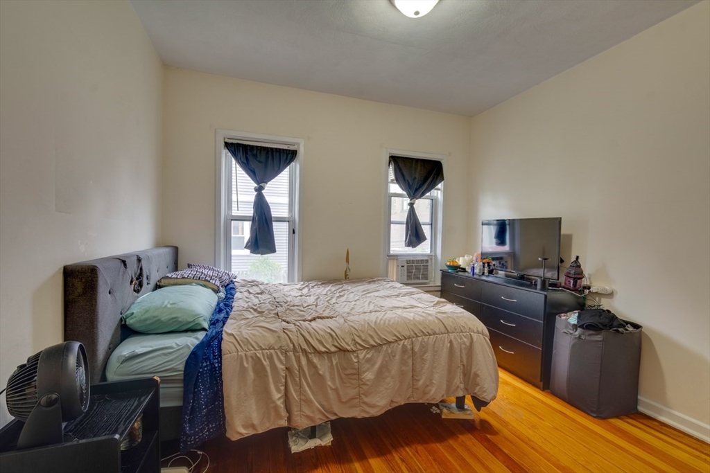 6 Cutter Park, Davis Square