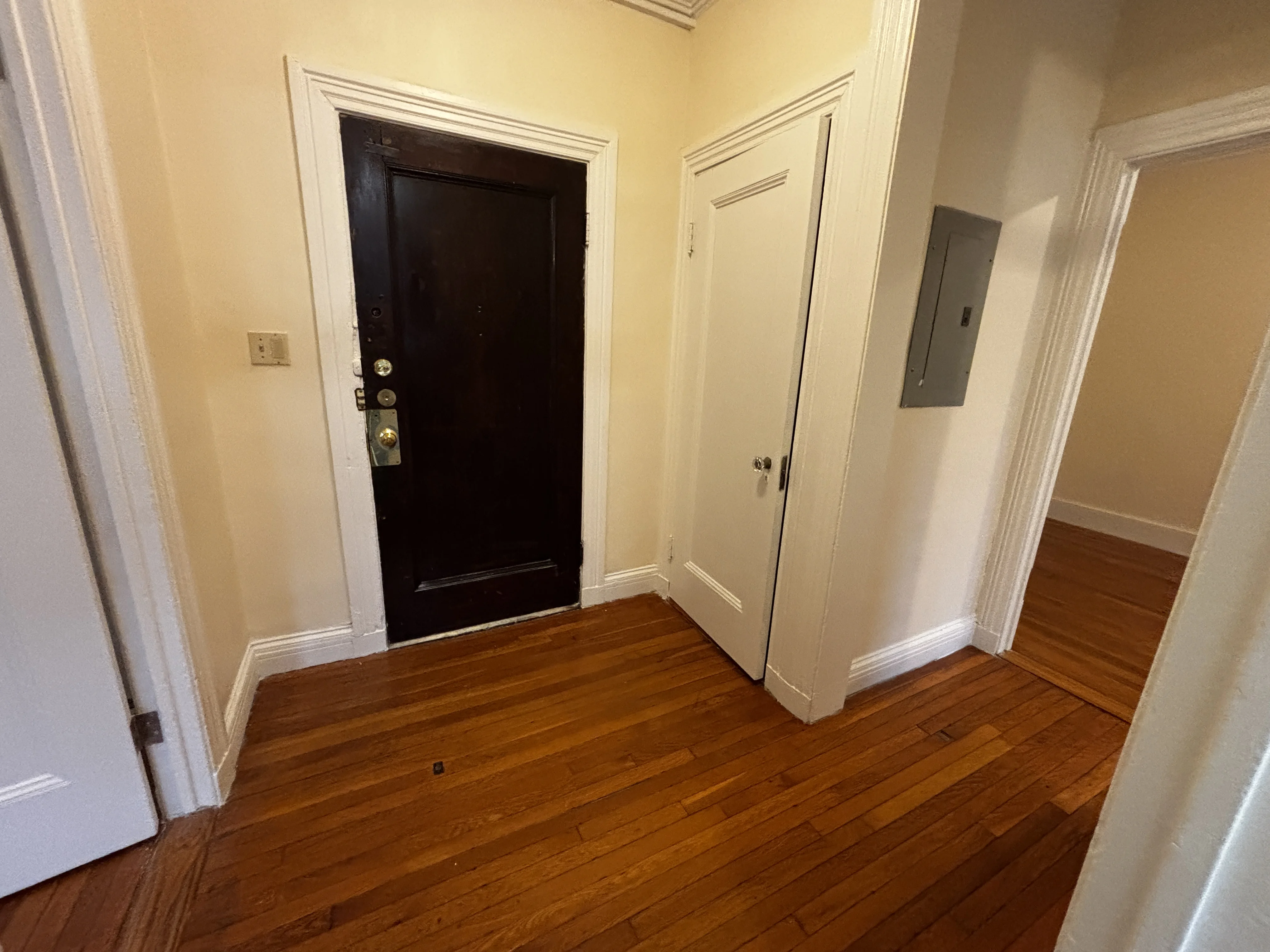 15 Glenville Ave, Allston