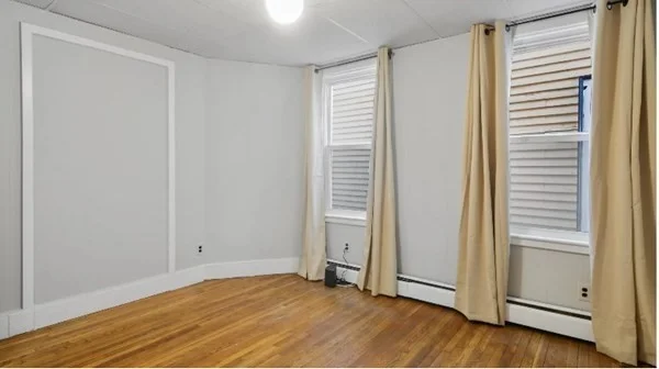 823 Dorchester Ave, Dorchester