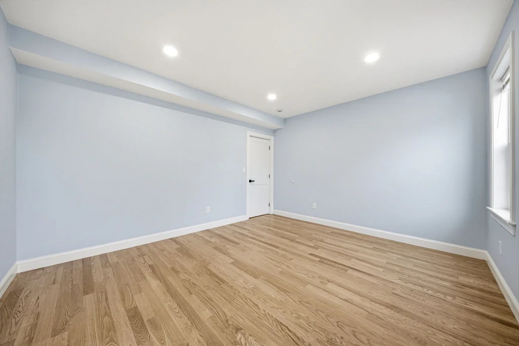 9 Logan Ave, Medford