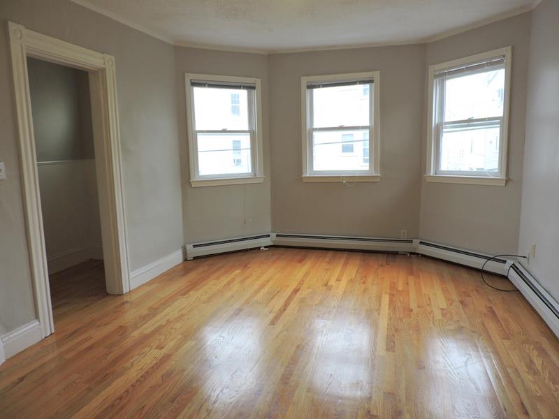 32 Speridakis Ter, Cambridgeport