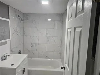 72 Allen St, Randolph