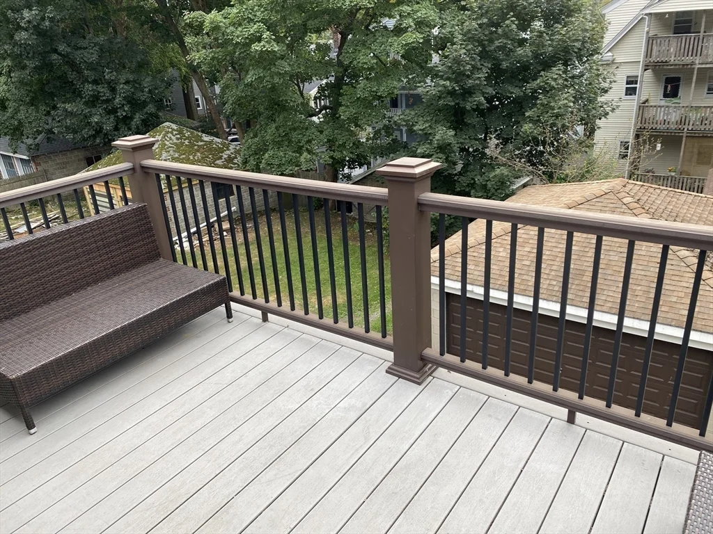 77 Walk Hill St, Jamaica Plain