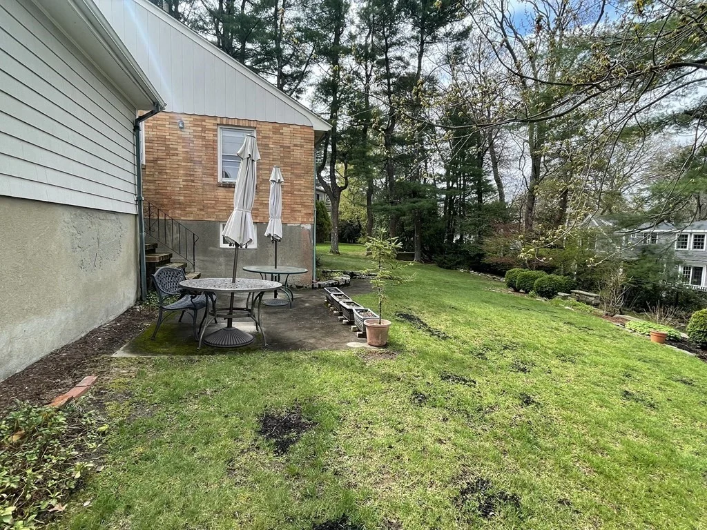204 Follen Rd, Lexington
