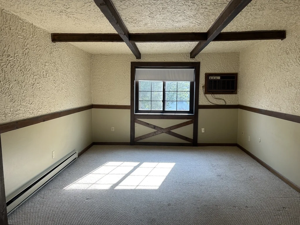 75 Winthrop St, Everett