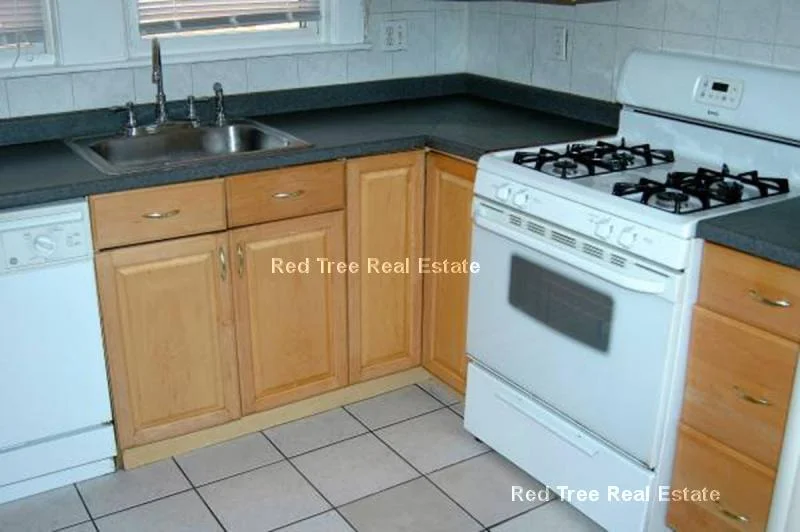 42 Kirkwood Rd, Brighton