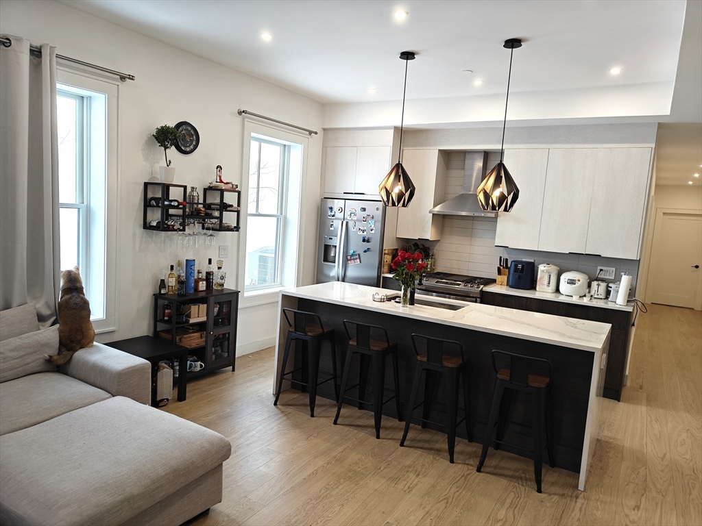 44 Glendale, Dorchester