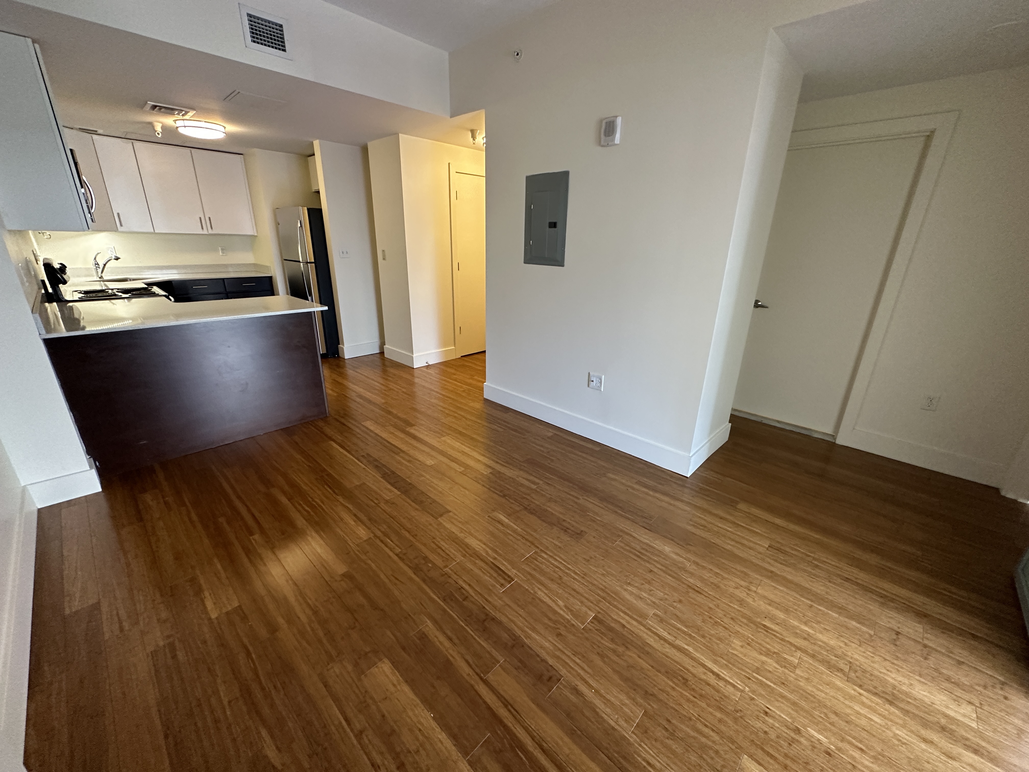 8 Winter St, Downtown