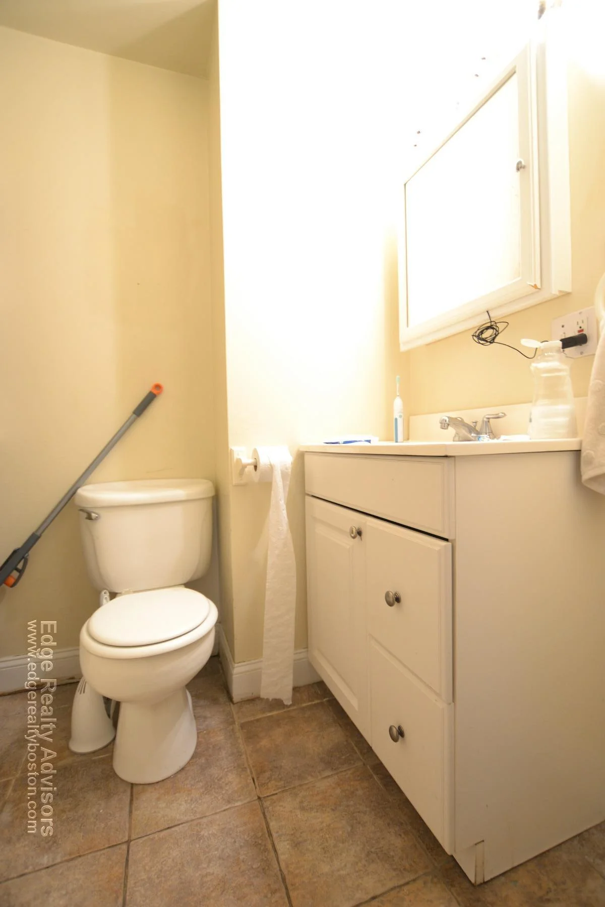 42 Park Vale Ave, Brighton