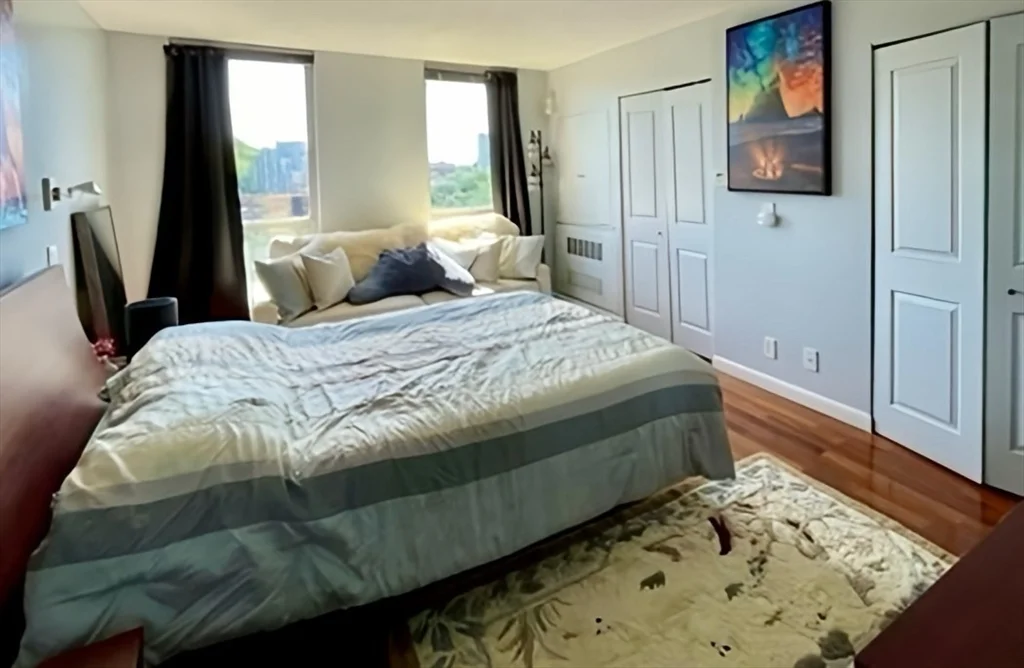 33 Pond Ave, Brookline Village