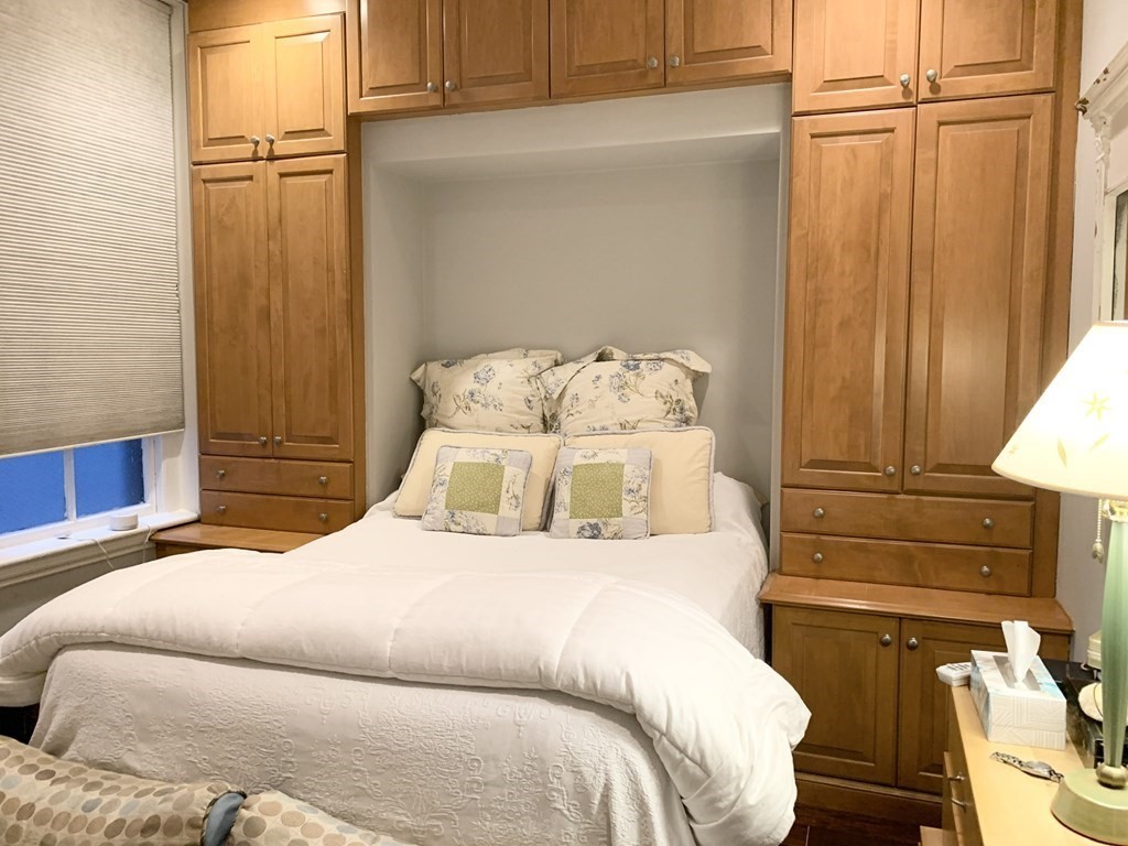 271 Dartmouth St, Back Bay