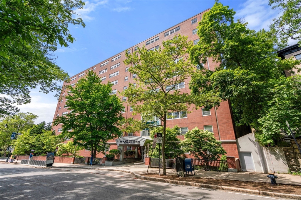 1600 Beacon St, Brookline